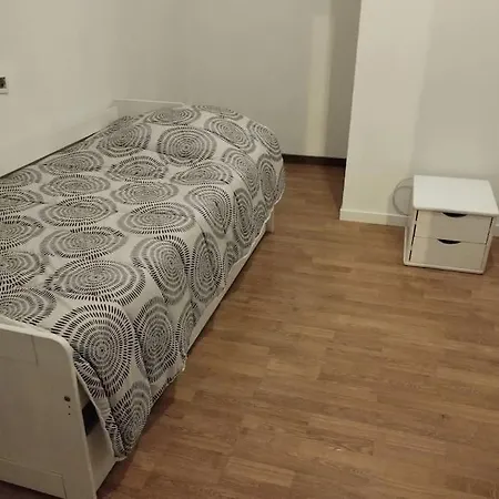 Agreable Maison Avec Parking Gratuit Lejlighed *